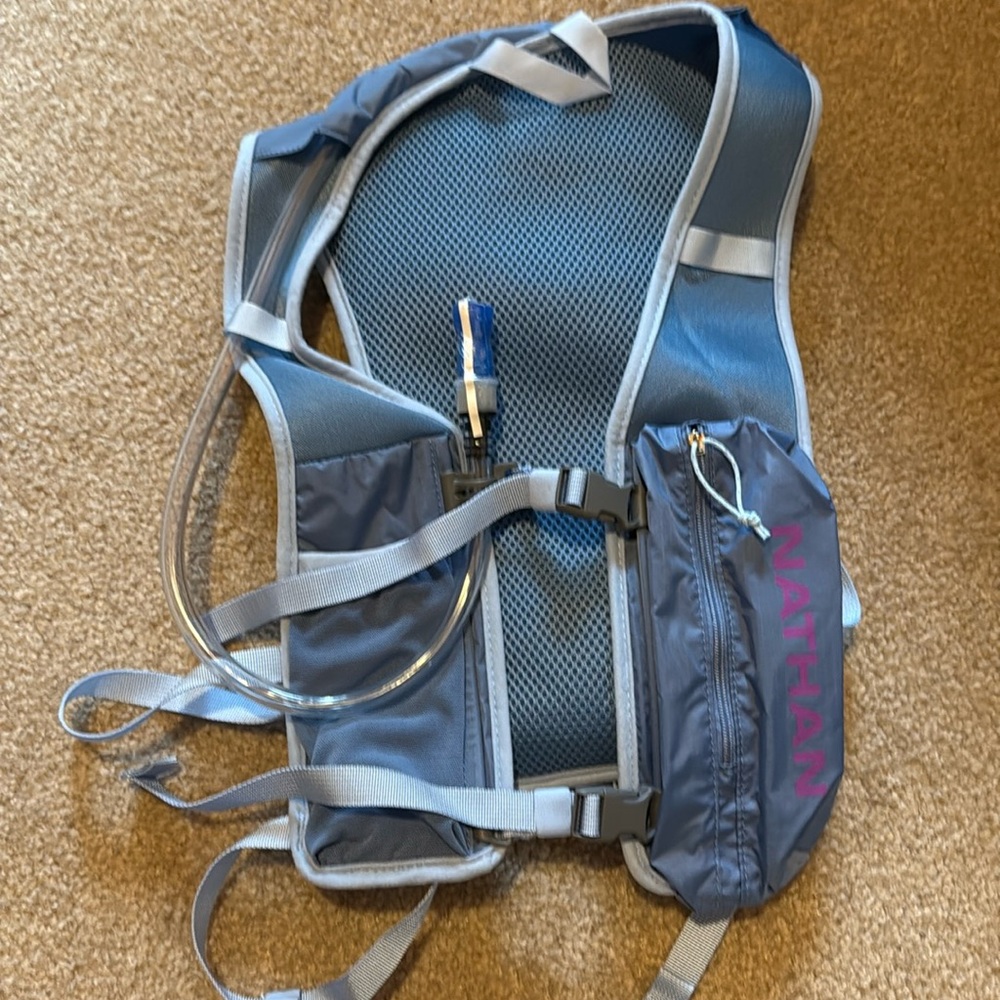 NWT Nathan Quickstart 4l - with Bladder Unisex